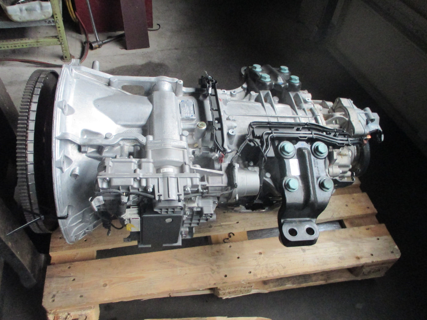 Mercedes Transmissions Jeff Peters Truck Parts LTD