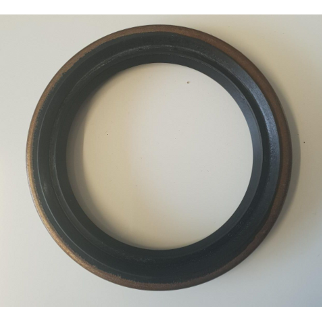 INPUT SEAL FRONT DIFF MITSI D10