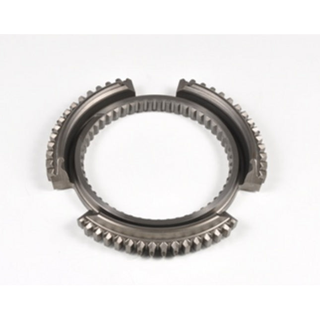 LOCK RING 5TH GEAR SYNCRO